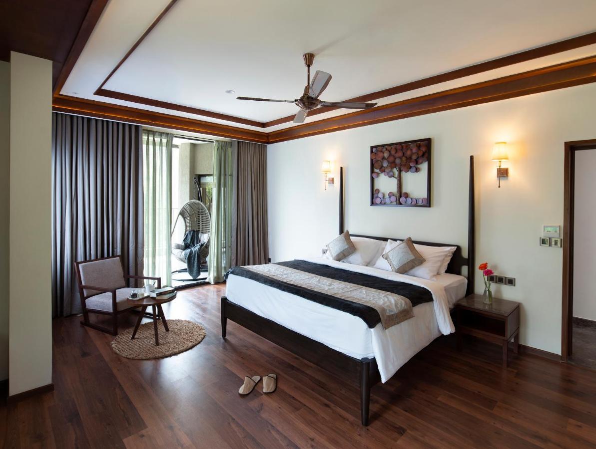 Niraamaya Retreats Samroha Athirappilly Exterior foto